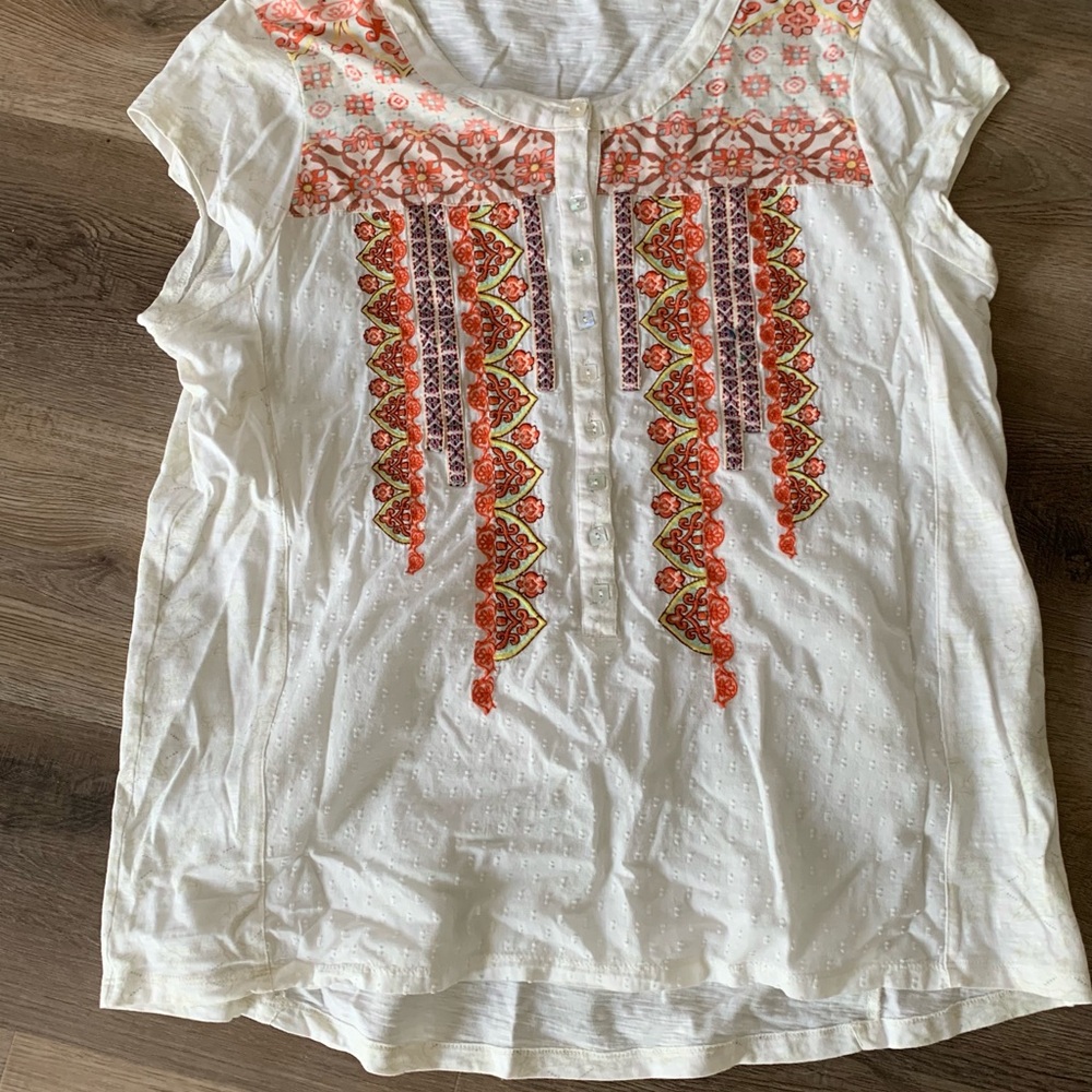 Sundance Cap Sleeve Embroidered Top - Picture 2 of 4